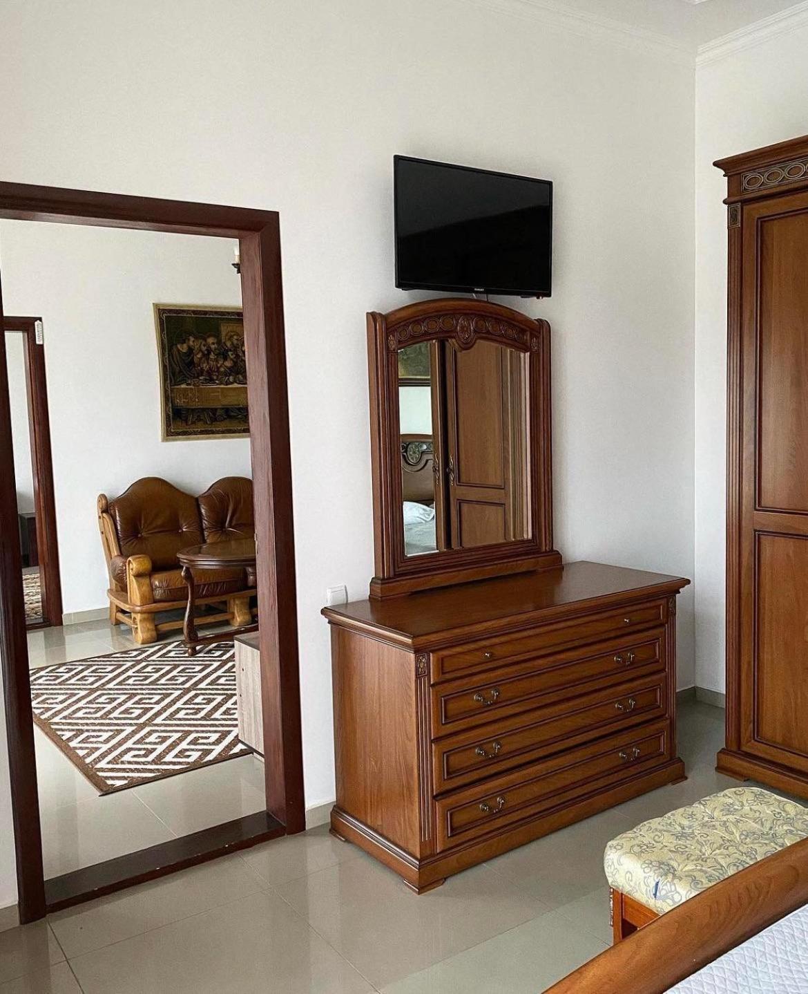 Perlyna Podillyа Hotel Satanov Ngoại thất bức ảnh