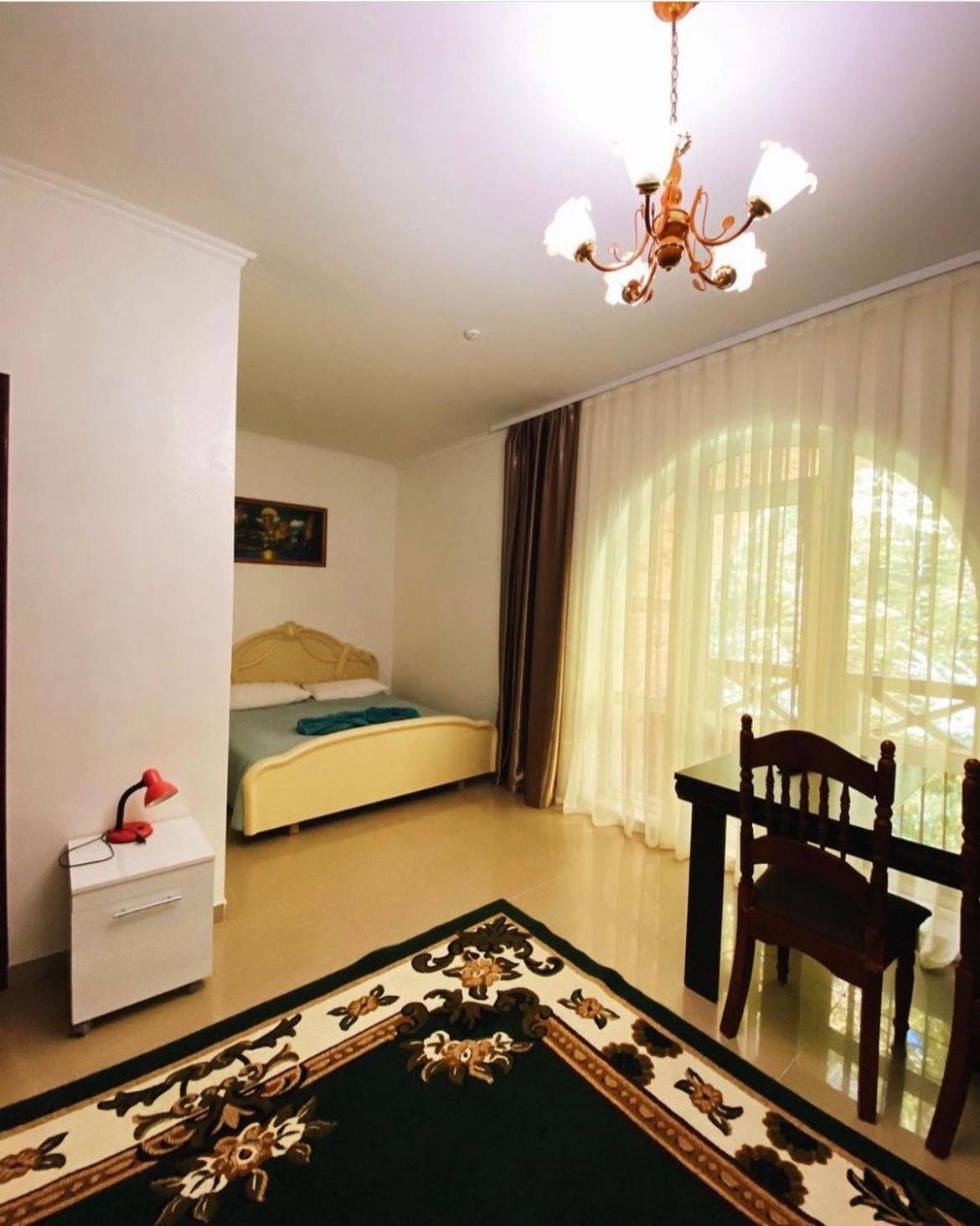 Perlyna Podillyа Hotel Satanov Ngoại thất bức ảnh