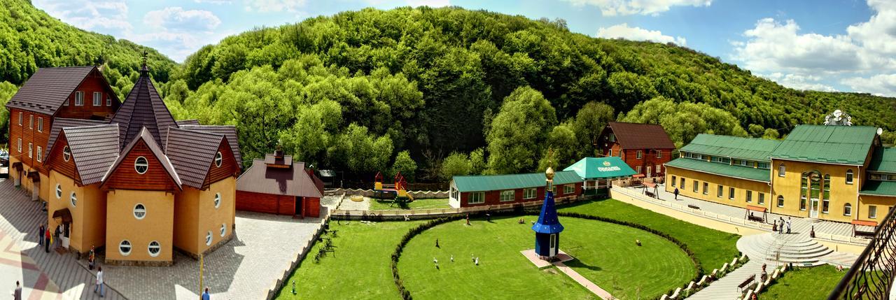 Perlyna Podillyа Hotel Satanov Ngoại thất bức ảnh