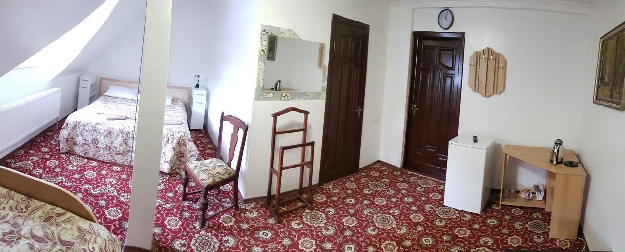 Perlyna Podillyа Hotel Satanov Ngoại thất bức ảnh