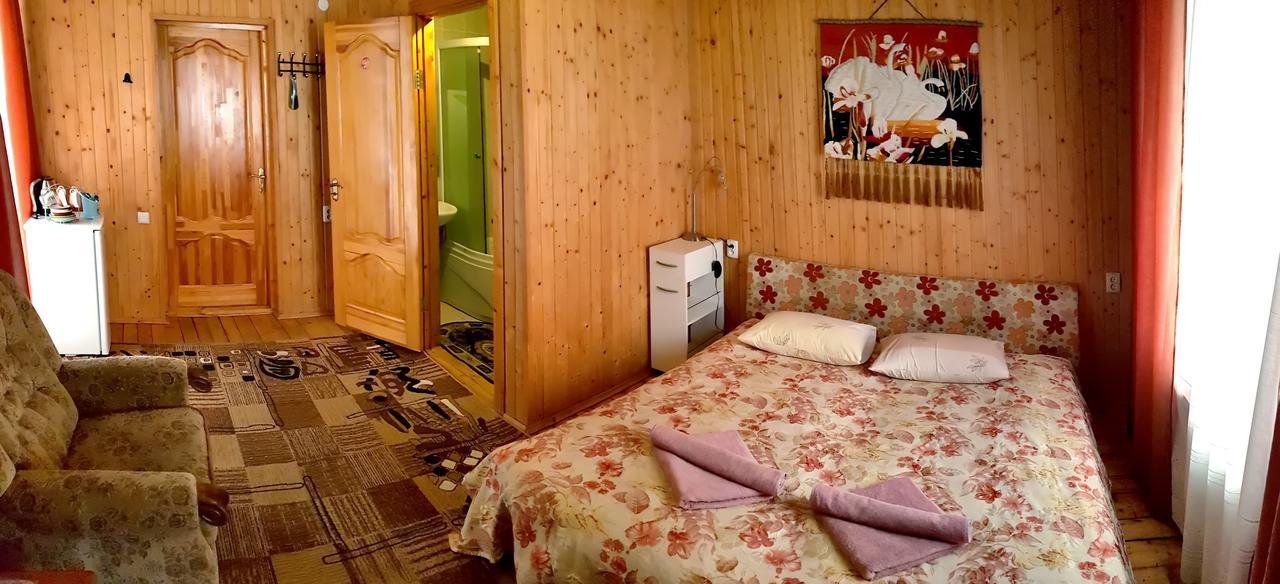 Perlyna Podillyа Hotel Satanov Ngoại thất bức ảnh
