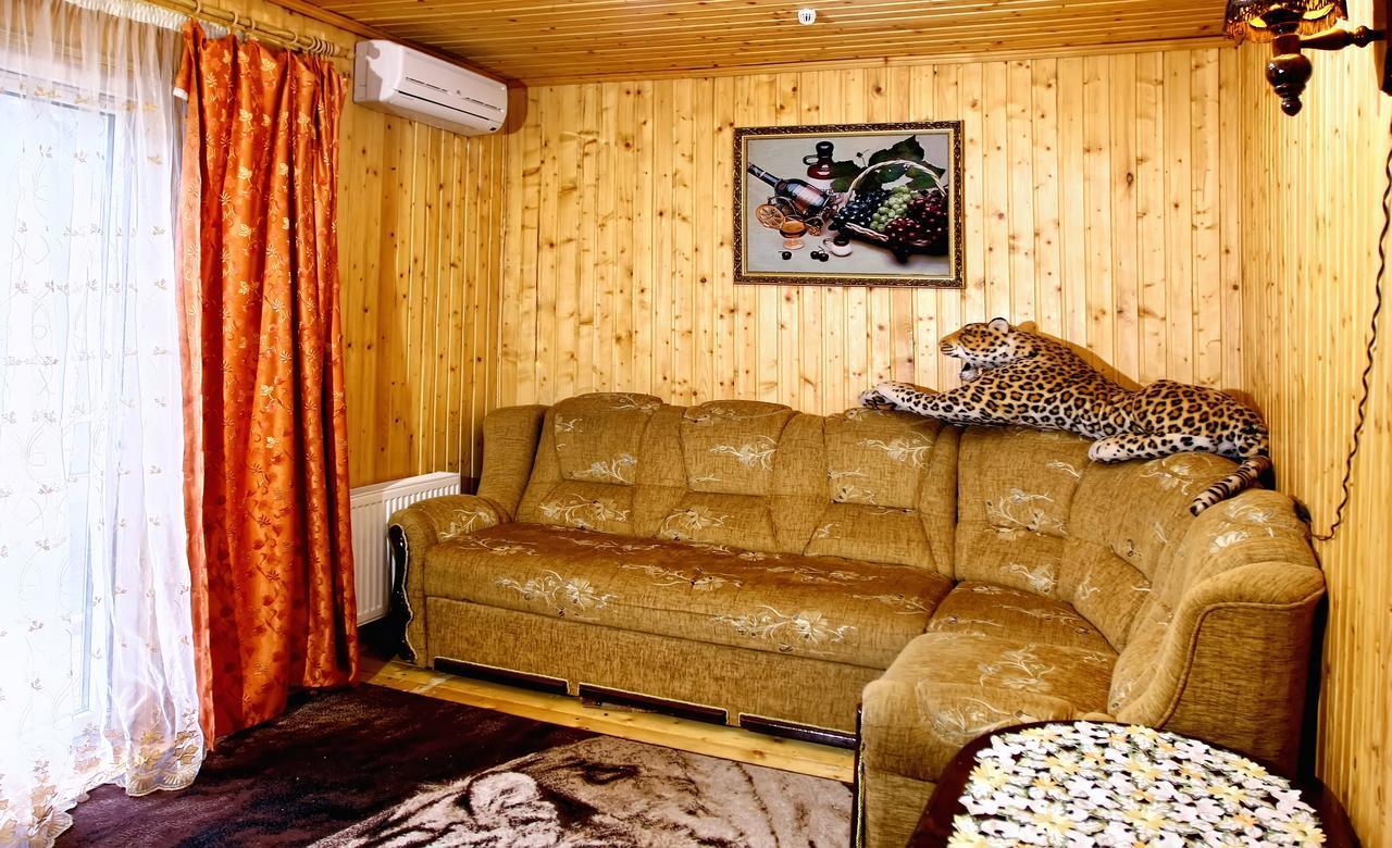 Perlyna Podillyа Hotel Satanov Ngoại thất bức ảnh