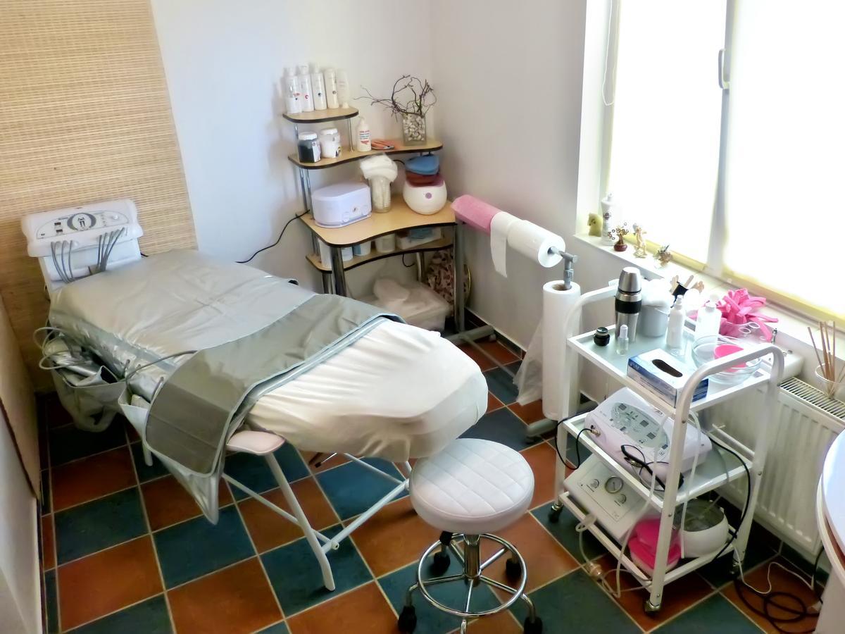 Perlyna Podillyа Hotel Satanov Ngoại thất bức ảnh